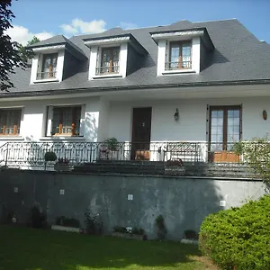 https://chambres-dhotes-la-plantade.midi-pyreneeshotels.com